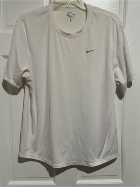 Nike Women’s Dri-FIT Crew T-Shirt — Light Beige/Off-White